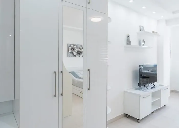 Crnjanski Paun L Διαμέρισμα Jagodina